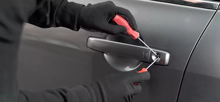 Locked Out of Car Help Miami Lakes